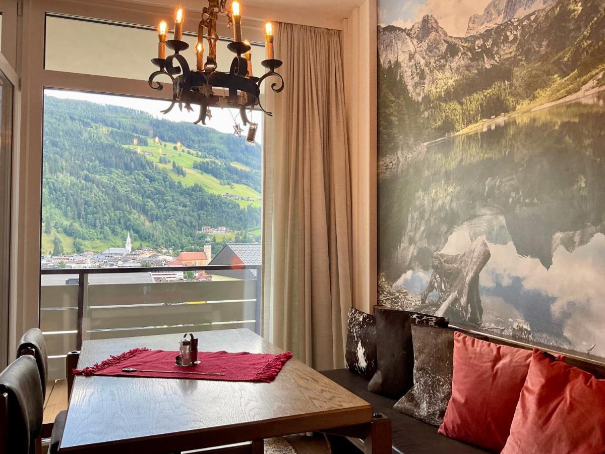 12, Am Sonnenhang, Hochstrasse Apartment